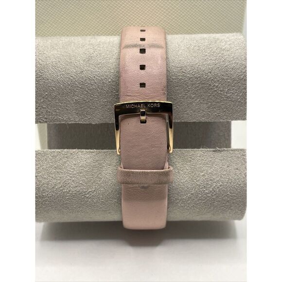 Michael Kors Pyper 112102 Women's Pink Leather Analog White Dial Watch Tx152 - Picture 5 of 10